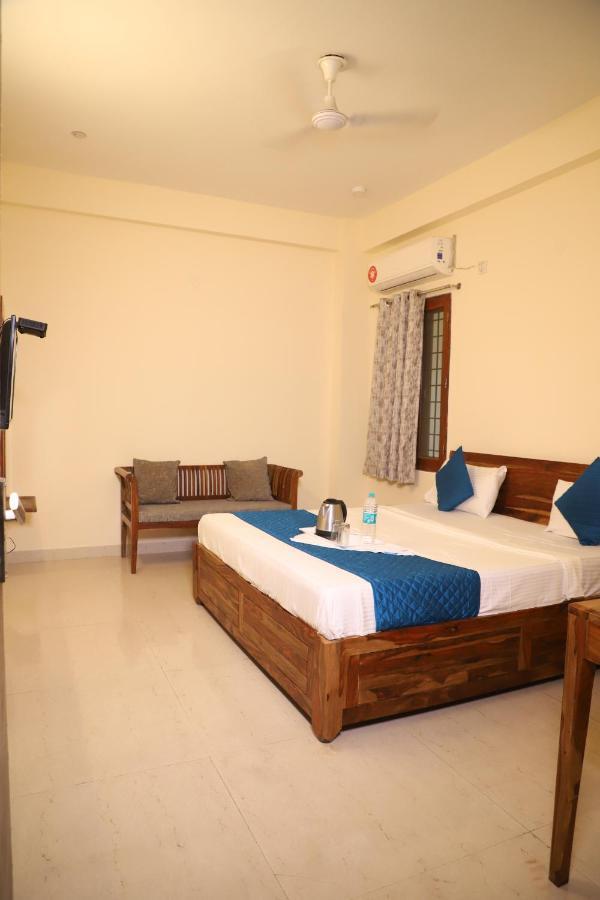 Hotel The York - Couple-Unfriendly Hotel نويدا المظهر الخارجي الصورة