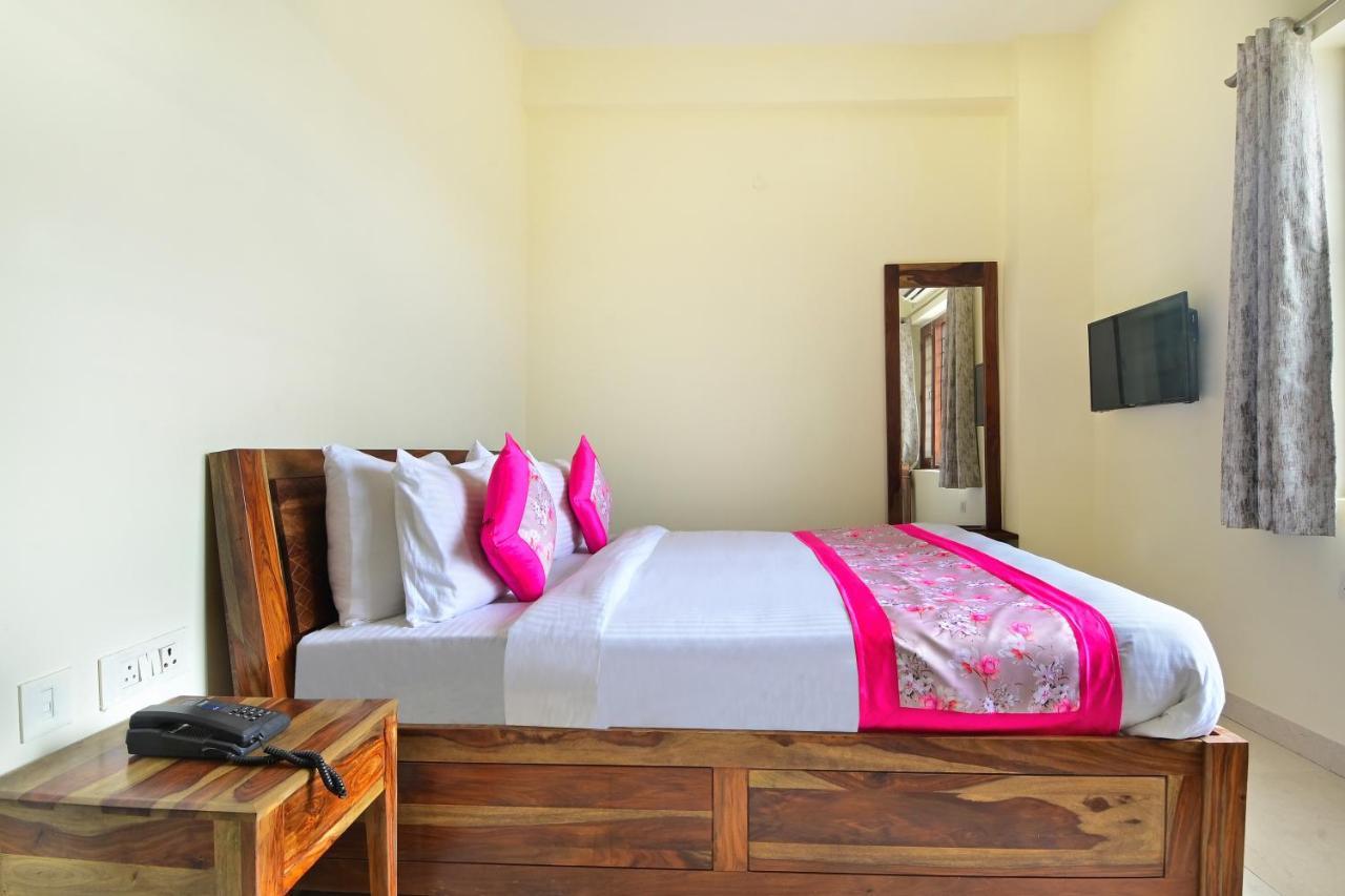 Hotel The York - Couple-Unfriendly Hotel نويدا المظهر الخارجي الصورة