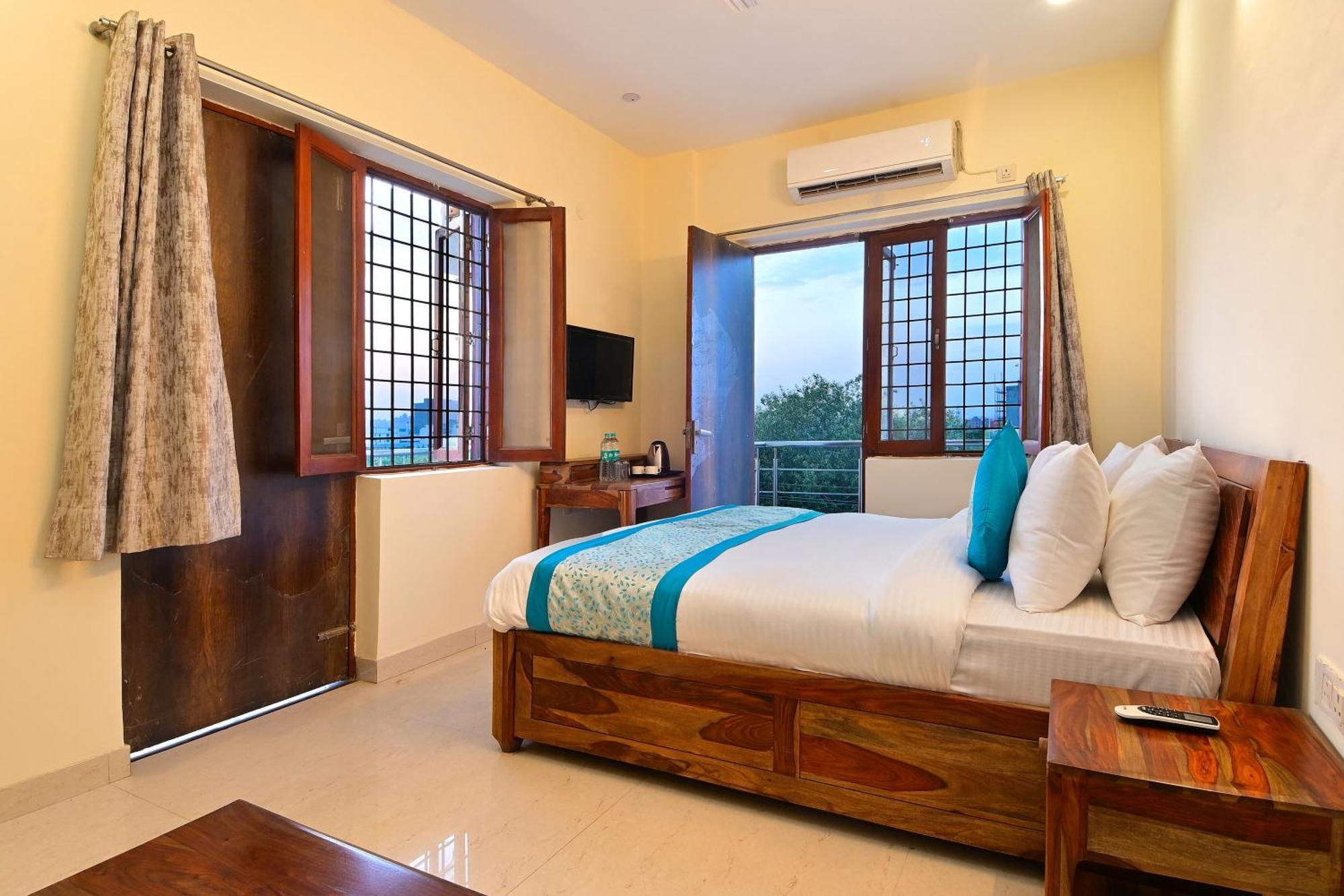 Hotel The York - Couple-Unfriendly Hotel نويدا المظهر الخارجي الصورة