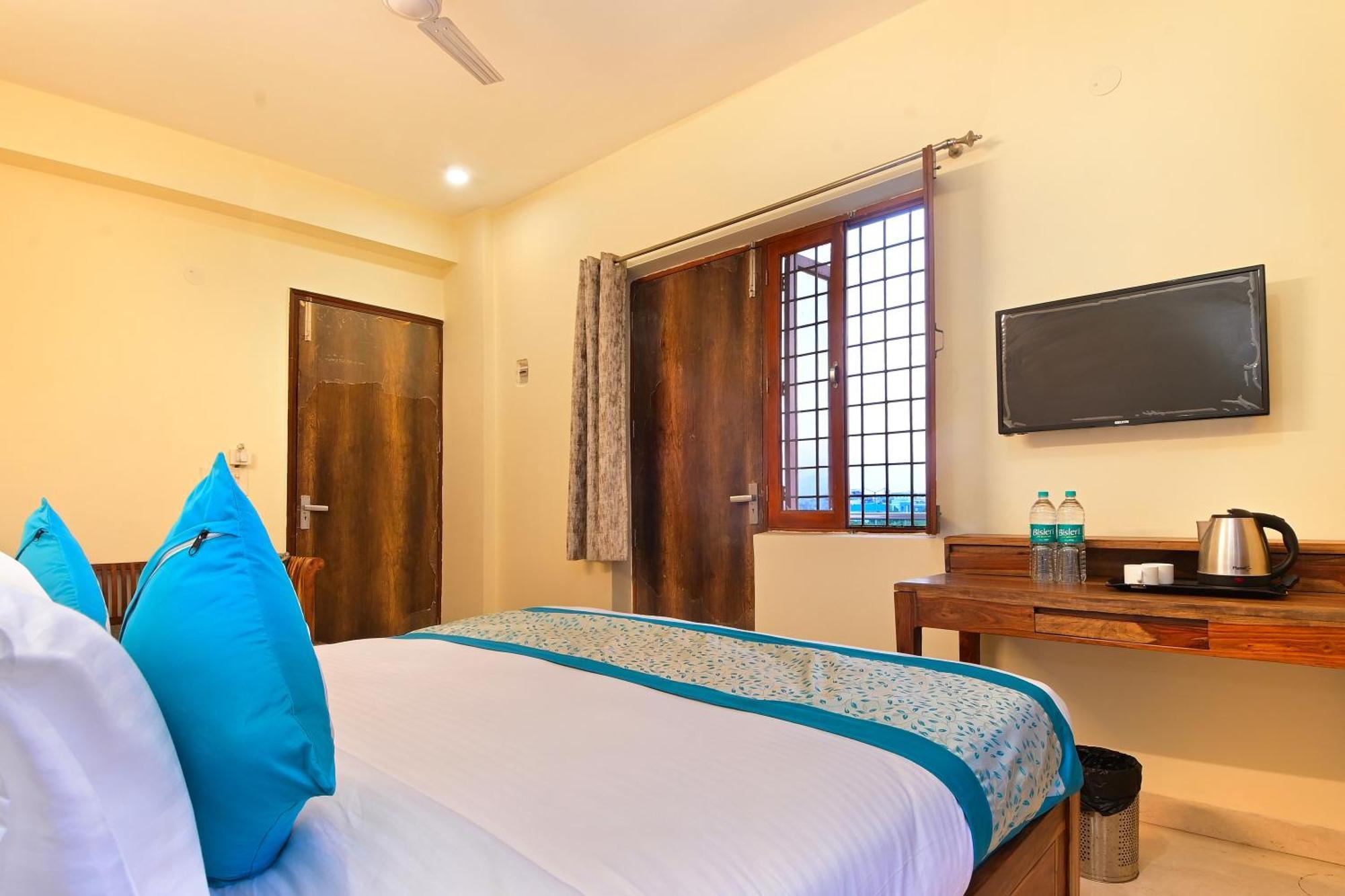 Hotel The York - Couple-Unfriendly Hotel نويدا المظهر الخارجي الصورة