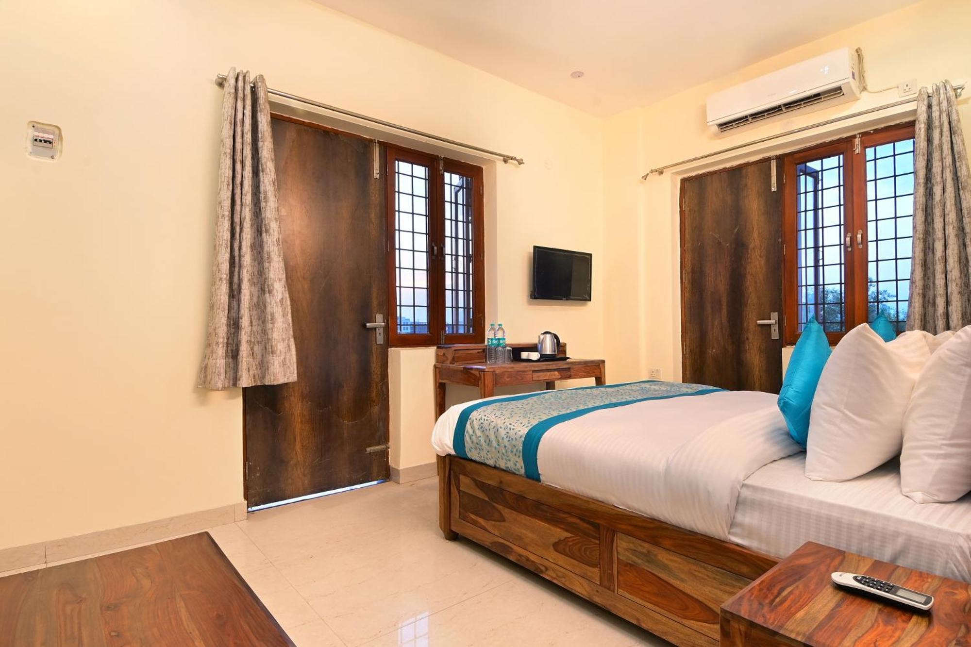 Hotel The York - Couple-Unfriendly Hotel نويدا المظهر الخارجي الصورة