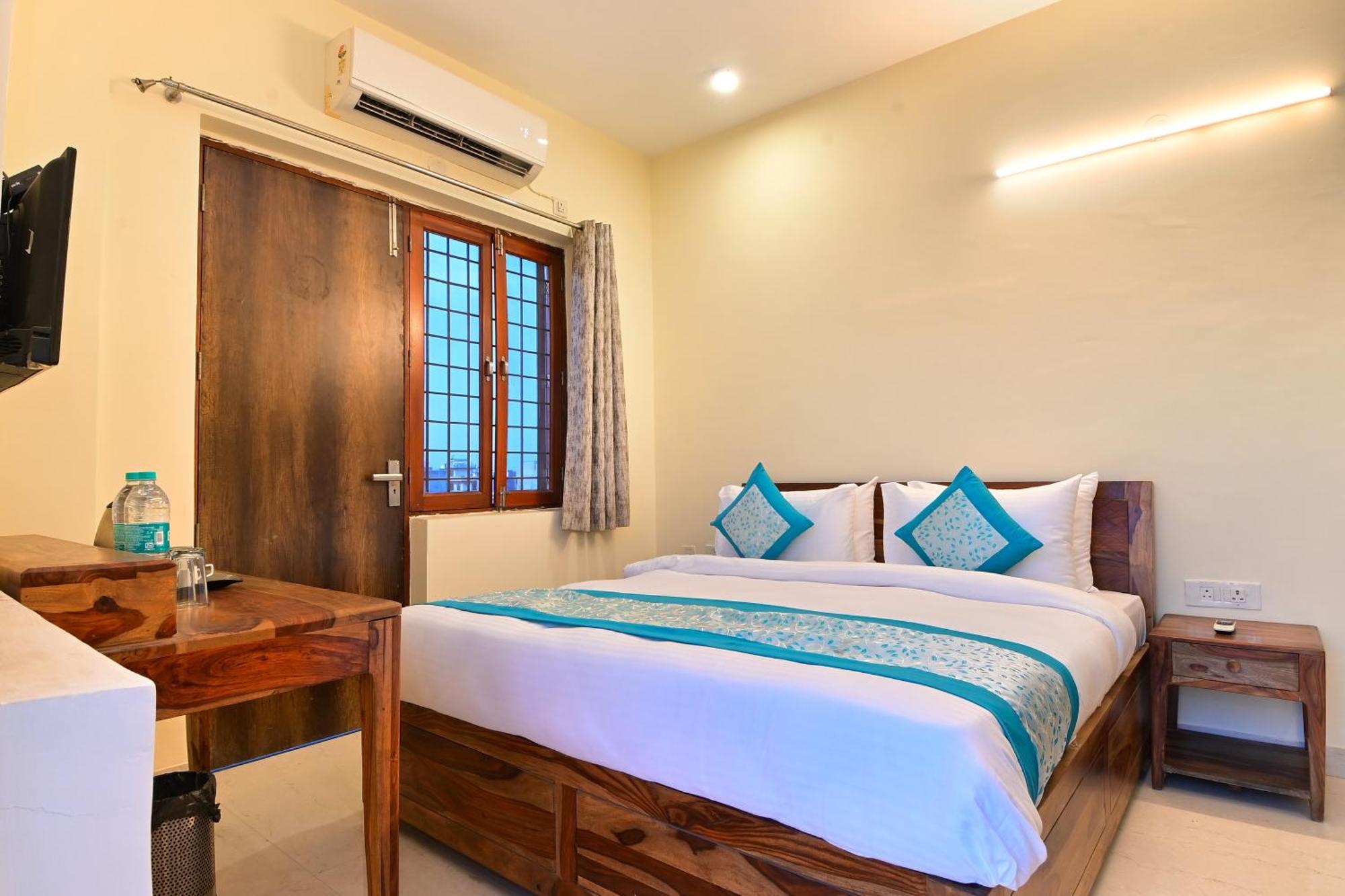 Hotel The York - Couple-Unfriendly Hotel نويدا المظهر الخارجي الصورة